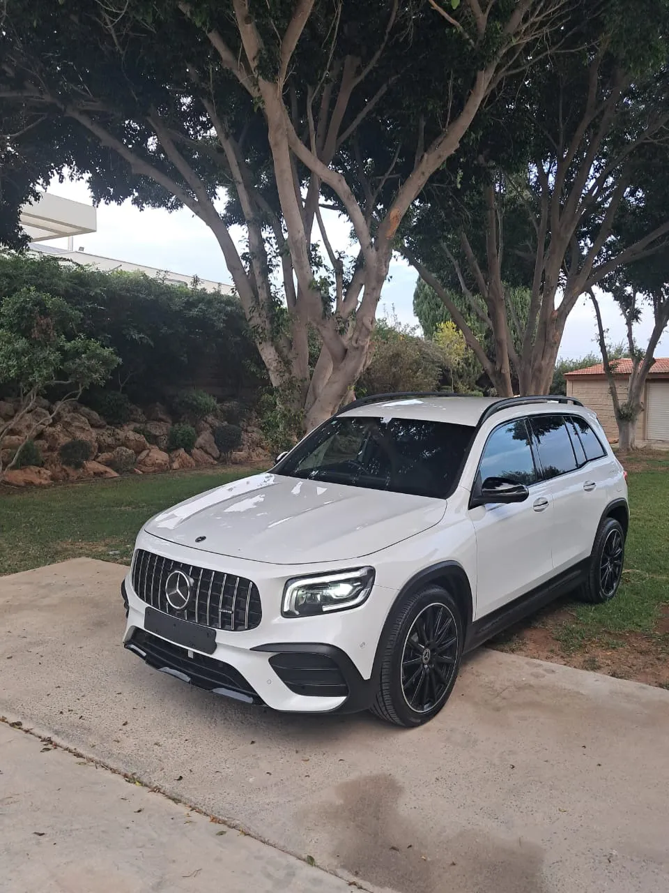 Mercedes GLB 250 2021 2.0 Petrol 221hp 7 Seater 4matic