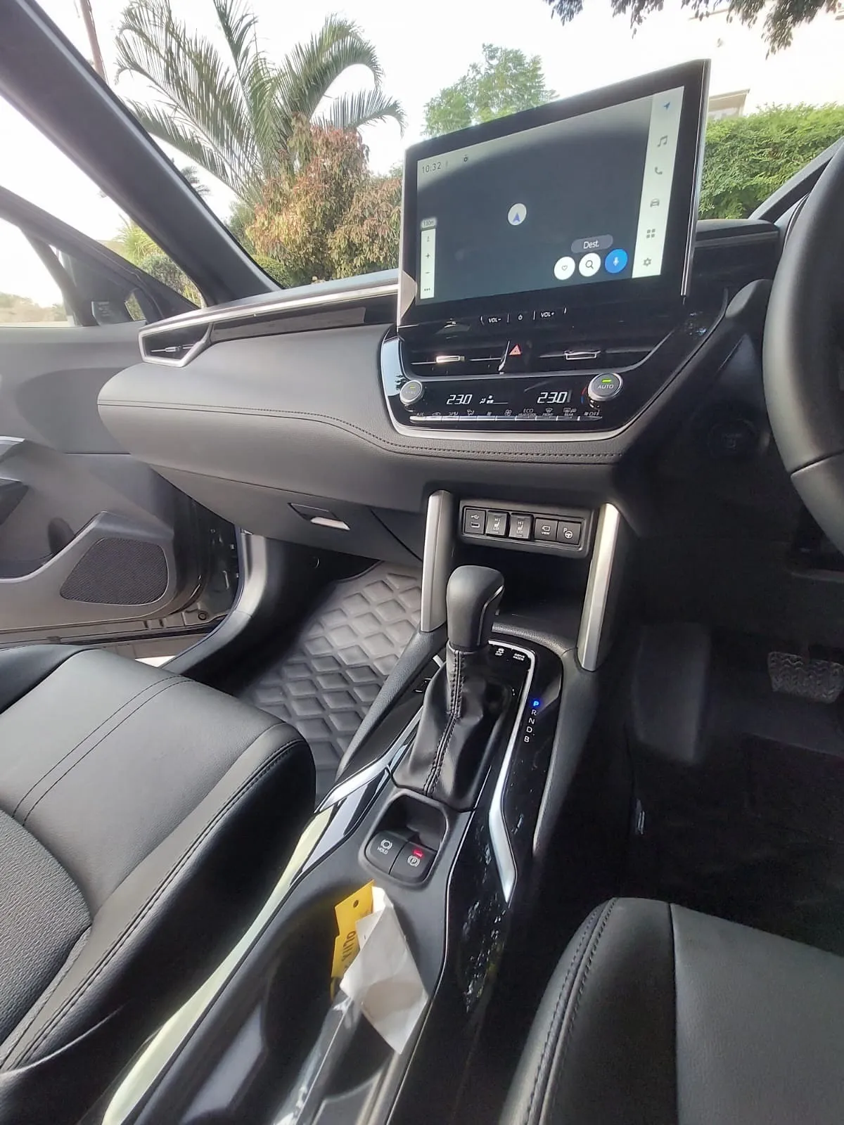 Toyota Corolla Cross 1.8L Hybrid (2025) — photo 3