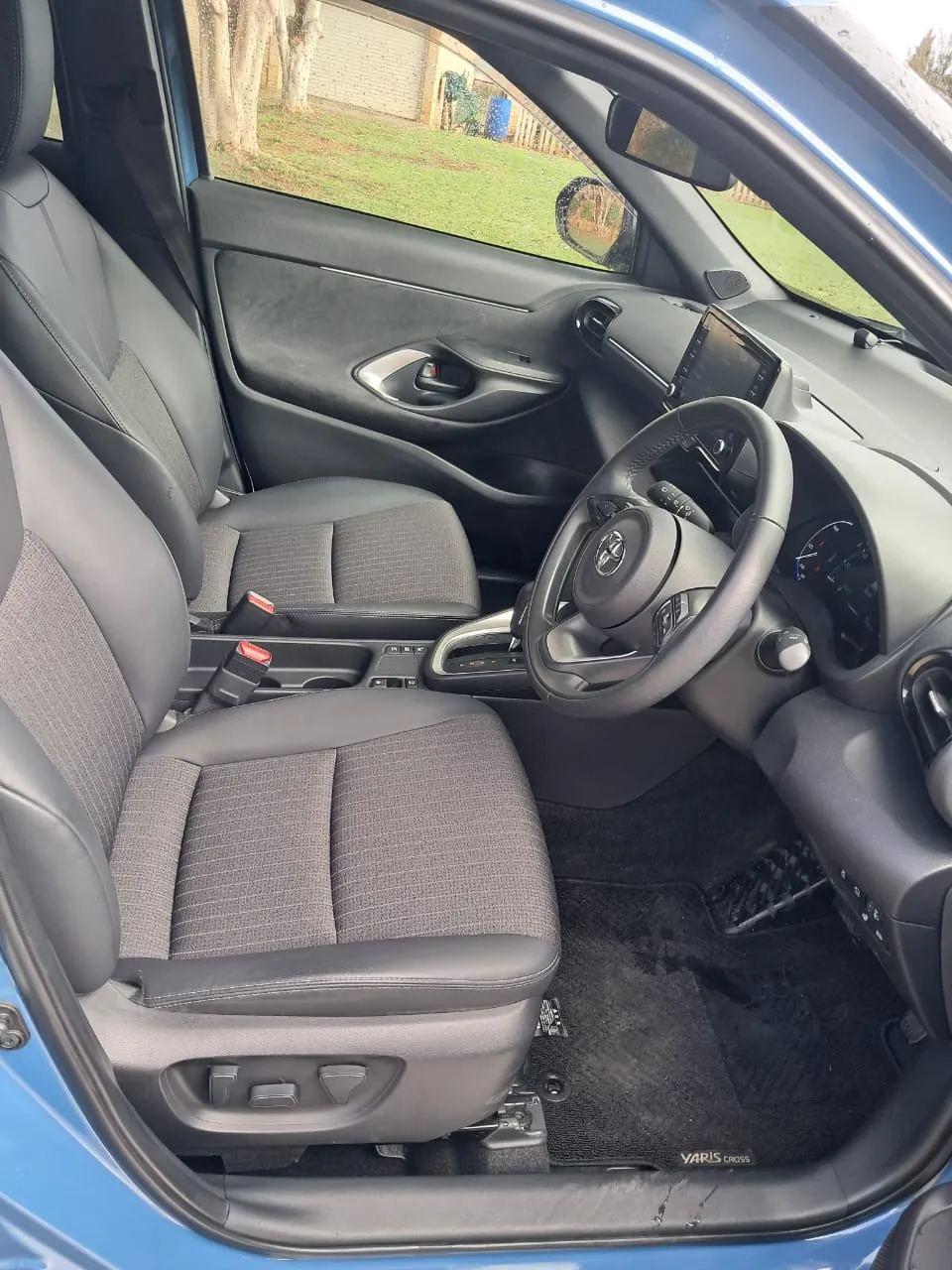 Toyota Yaris Cross 1.5L Hybrid (2023) — photo 3