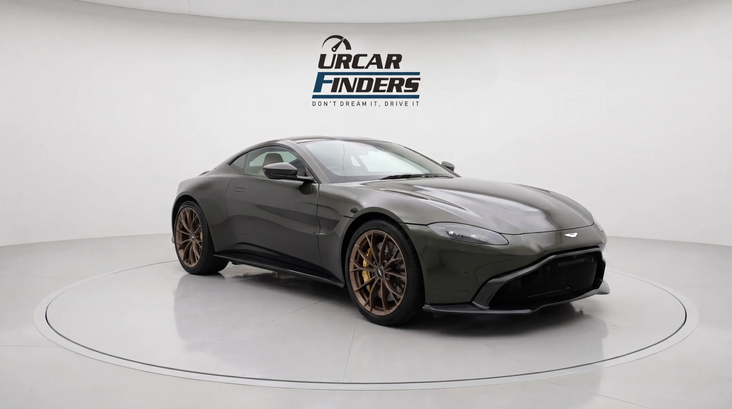 Photo of Aston Martin Black